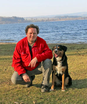 Reinhard Nöst mit Balu